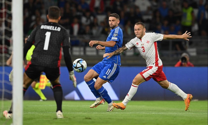 Италианският национален отбор победи у дома Малта с 4:0 в