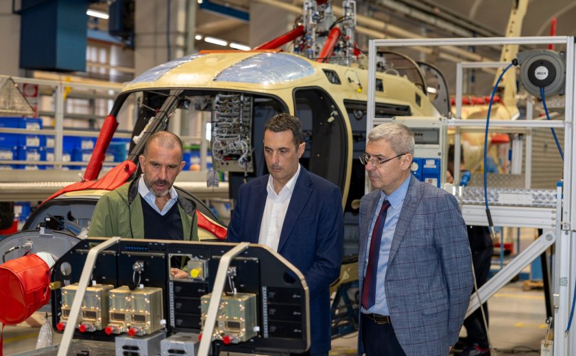 първият български хеликоптер спешна помощ започва тестови полети ноември