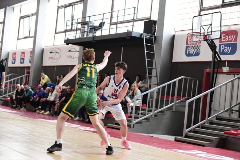 буба баскетбол u16 стартира успех европейската младежка баскетболна лига