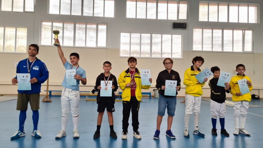ясни шампионите децата юношите турнира рапира първи кръг купа българия