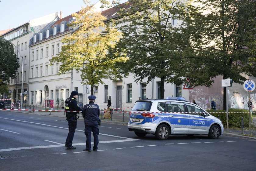 Бомбени заплахи в централата на телевизия ZDF и в няколко училища в Германия