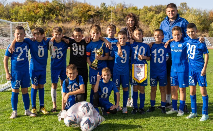 Отборът на ДФК Орлета (Пазарджик) спечели детския футболен турнир, който