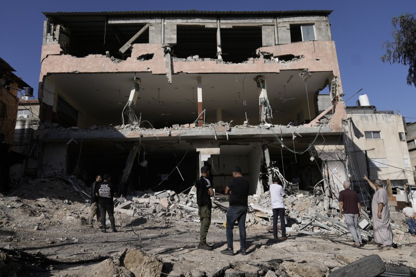 Газа преживя най-тежката нощ на обстрел от началото на войната