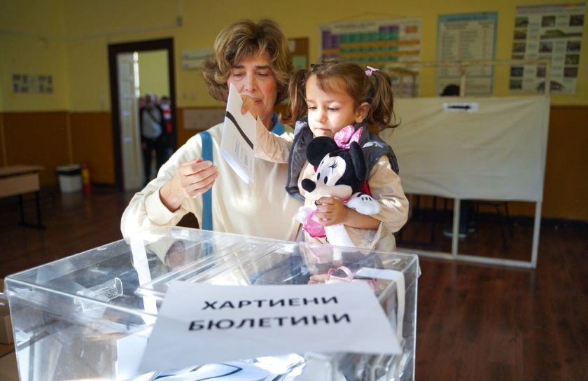 9.56% от имащите право на глас в община Сливен вече