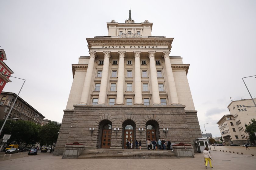 Окончателно - гласуваме само на хартия