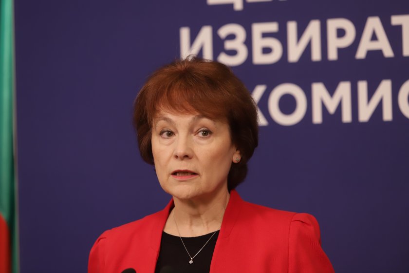 В 5900 секции ще се гласува с машини в неделя,