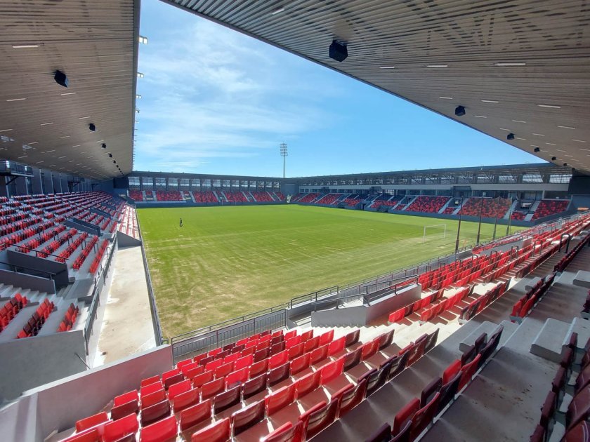 Футболният съюз на Сърбия ще се опита да напълни стадиона в Лесковац с деца за мача с България на 19 ноември