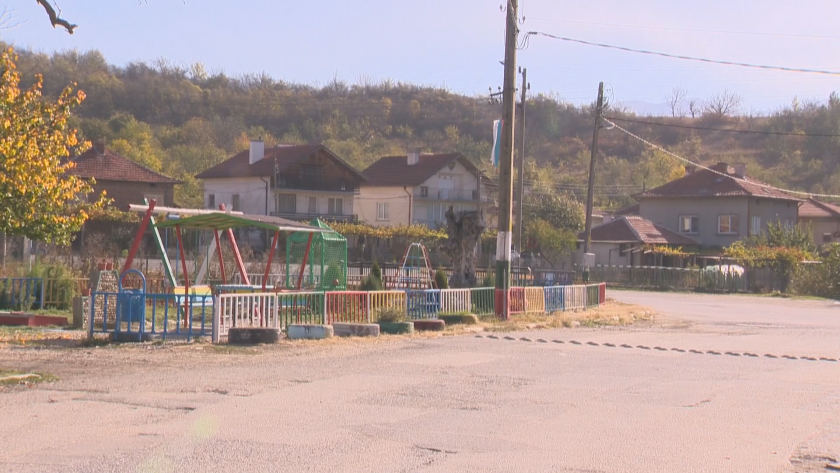 На местните избори в бобовдолското село Долистово възникна куриозен случай.