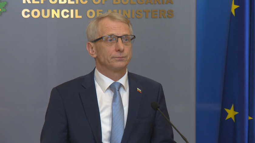 Интерес към покупка на Лукойл има, но дали се водят