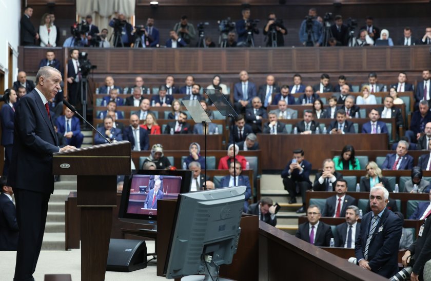 комисията външна политика турския парламент допълнително обсъжда членството швеция нато