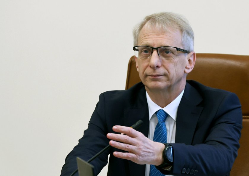 Денков: Политическите игри с бюджета за здраве са опасни за здравето