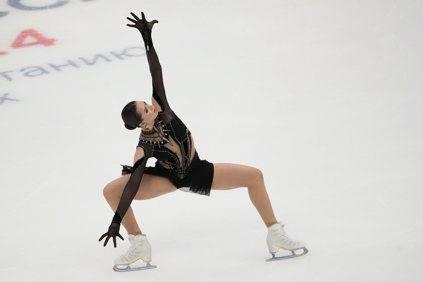 камила валиева взе златното отличие жените турнира фигурно пързаляне гран русия