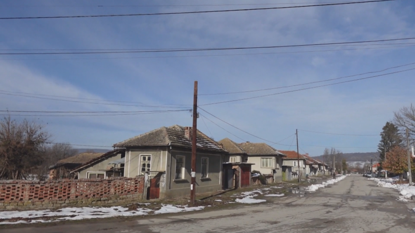 Великотърновски села с проблеми в електрозахранването след снежното бедствие