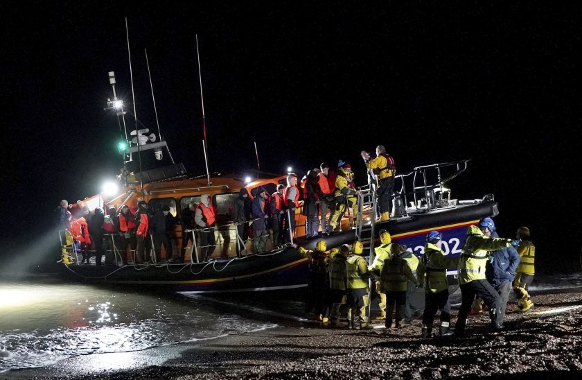 около 190 мигранти били спасени ламанша съобщиха френските власти