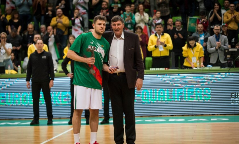Георги Глушков: Александър Везенков постигна много, заслужава да бъде Спортист на годината