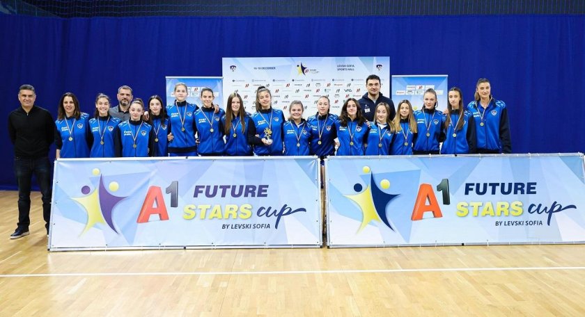 волейболният турнир звезди бъдещето превръща миниевропейско клубно първенство