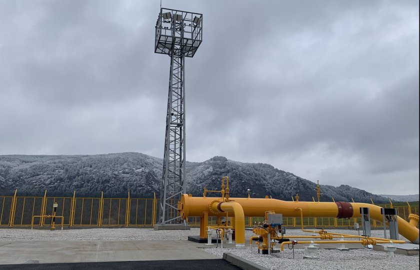 На церемония в Ниш президентите на Сърбия и България -