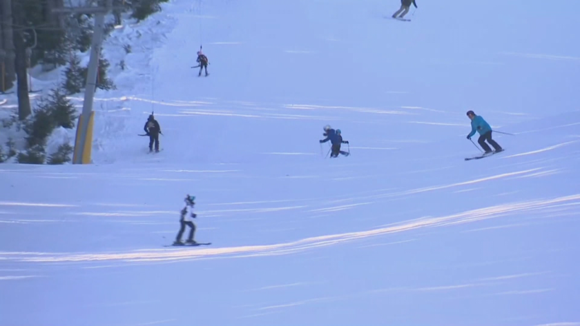 На Коледа - на работа. Планинските служители в Банско са