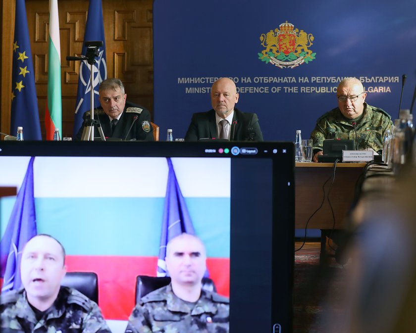 обмисля участието български военни операции граница