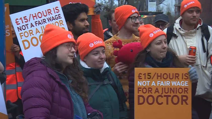 дневна стачка младшите лекари великобритания