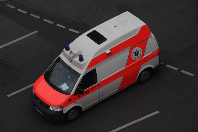 Четирима души загинаха при пожар в болница в Северна Германия