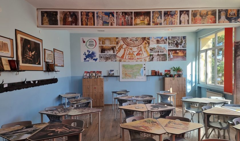 Тематична стая по българска история изгради Трето основно училище Д-р