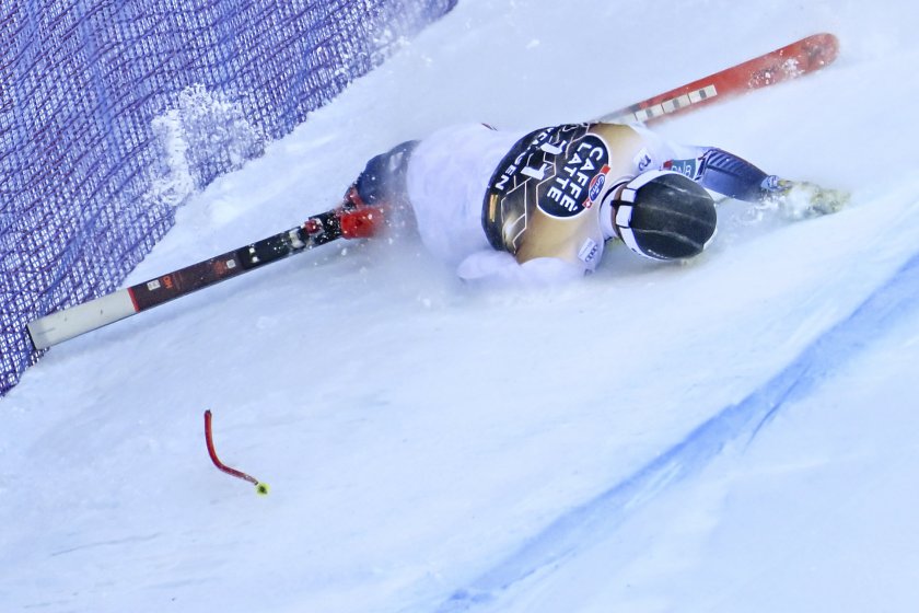 Норвежкият скиор Александър Омод Килде е с извадено рамо и