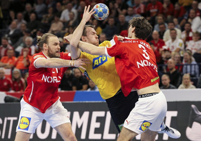 Дания спечели дербито срещу актуалния европейски шампион Швеция с 28:27