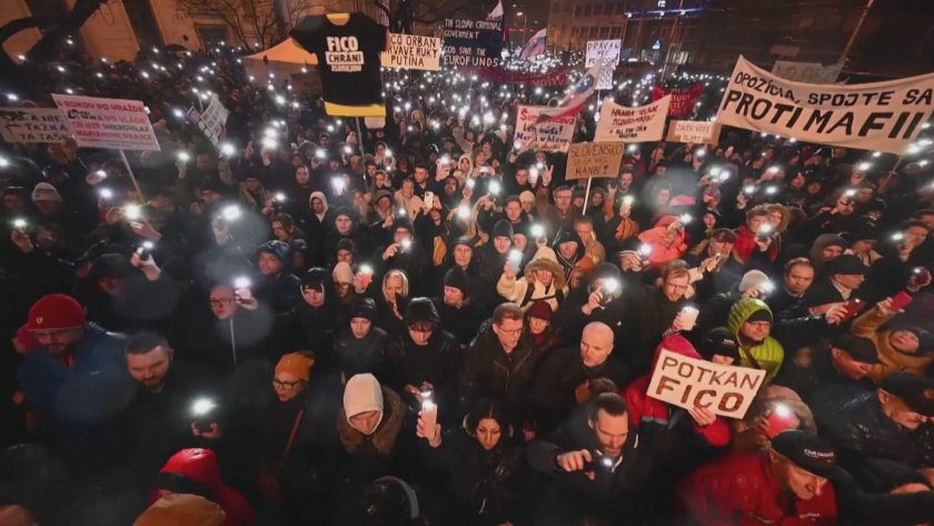 Антиправителствен протест в Братислава