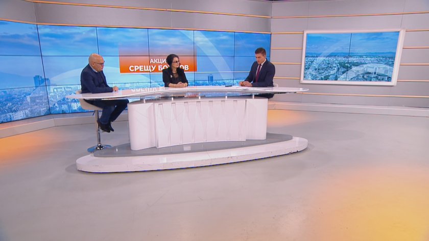 Какъв е контекстът, в който се случи претърсването на имотите