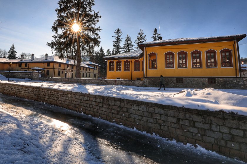 Красотата на България: Зима в Копривщица (СНИМКИ)