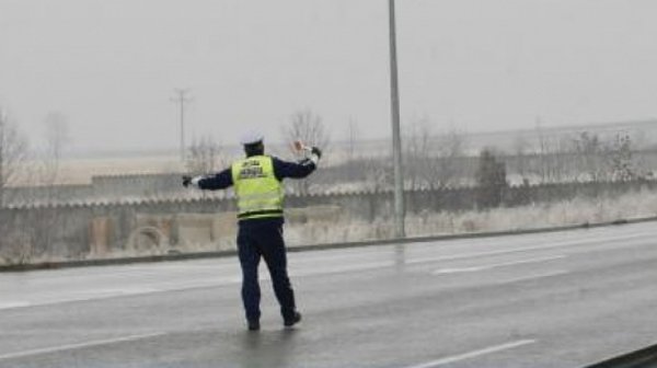 Голямо заледяване по пътя Варна - Бургас заради ВиК авария