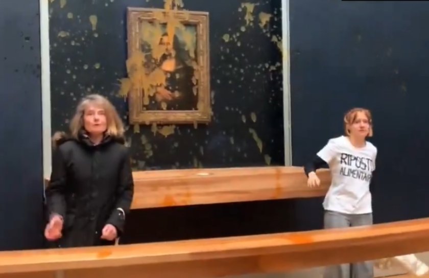 Екоактивисти хвърлиха супа по Мона Лиза в Лувъра.Видео в социалните