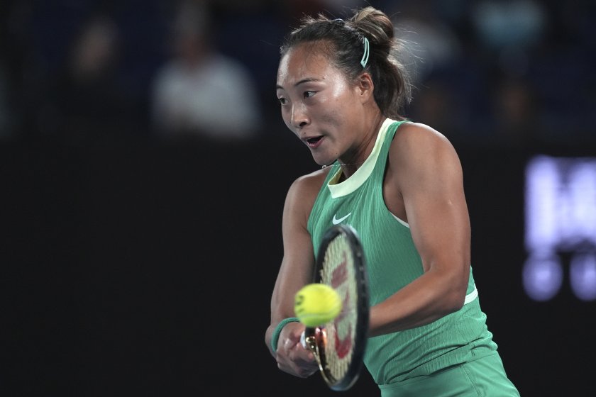 китайката джън последната четвъртфиналистка australian open 2024 дамите