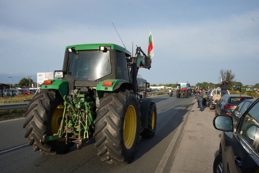 Все още няма решение от браншовите организации за национален протест на земеделците