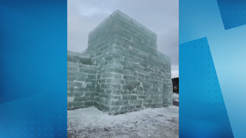 Издигат внушителен леден замък в САЩ (ВИДЕО)