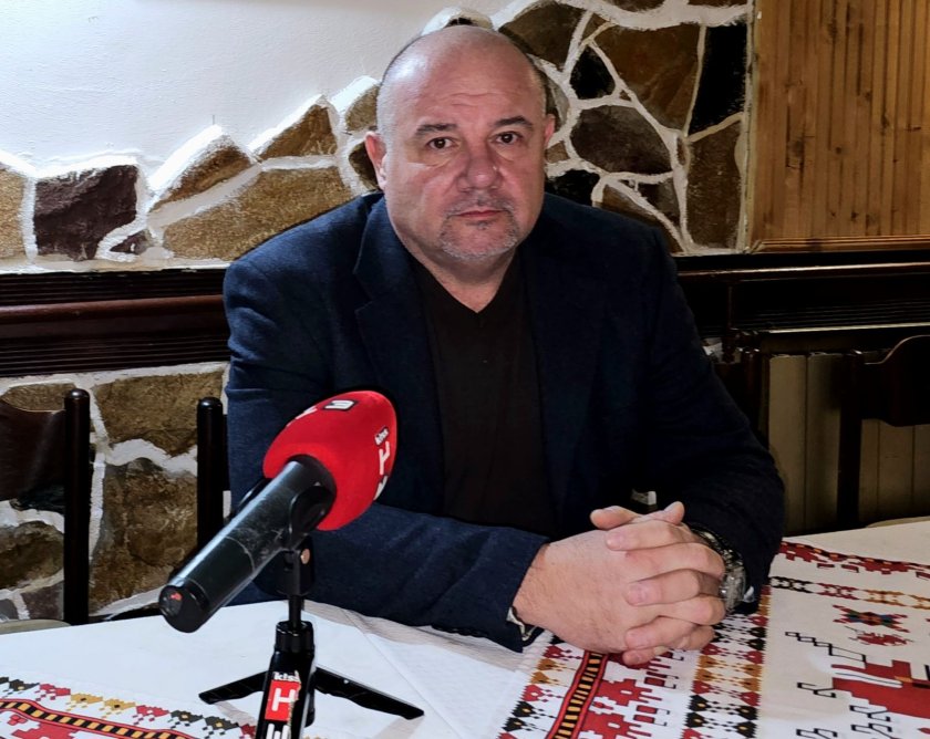 Кандидатът за президент на БФС Манол Иванов започна обиколката си