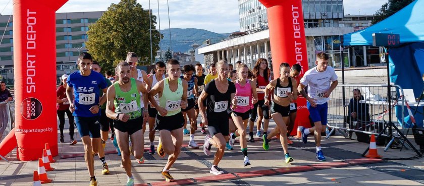 старта седмия сезон веригата състезания бягания run bulgaria