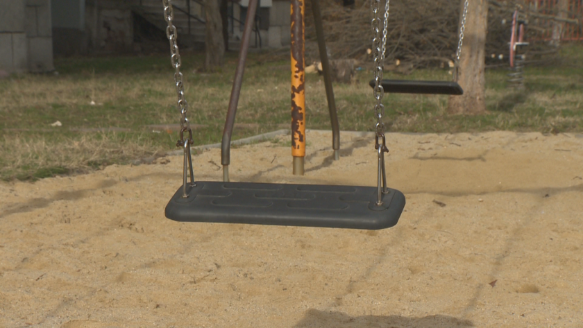 Депутати от ПП-ДБ и ГЕРБ-СДС подготвят промени в семейния кодекс.