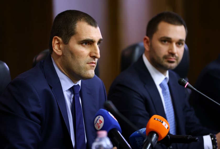 Чувствителна информация и документи е предоставял задържаният антимафиот от ГДБОП