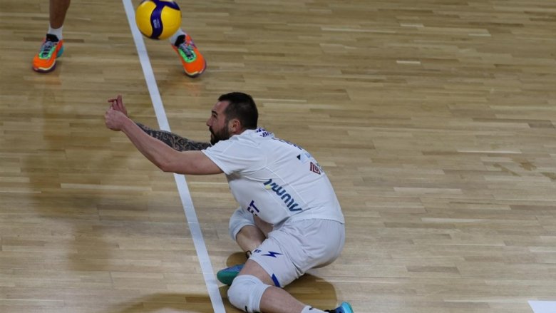 Волейболният Левски София обяви, че Владислав Иванов напуска клуба.Раздялата е