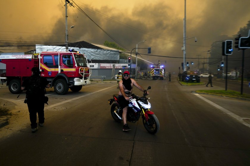 извънредно положение чили горски пожари взеха жертви