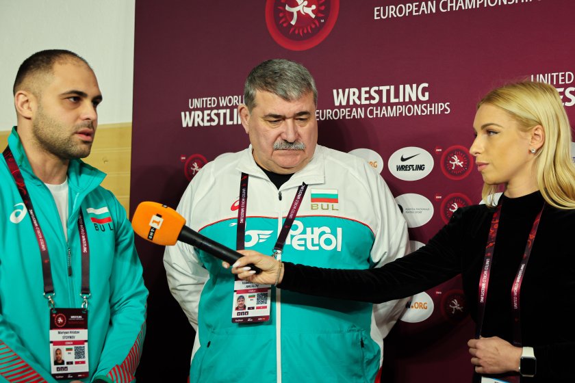Треньорът на българските национали по борба Валентин Ангелов смята, че