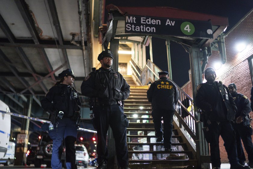 годишно момче арестувано стрелбата метрото йорк