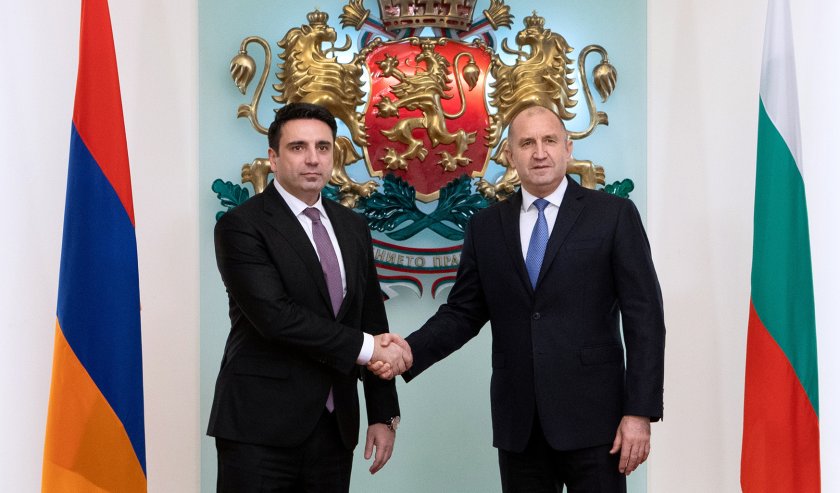 Президентът се срещна с председателя на арменския парламент