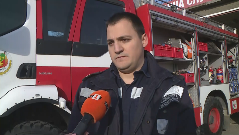 Огнеборец от Русе изгаси пожар в хотел, в който почива
