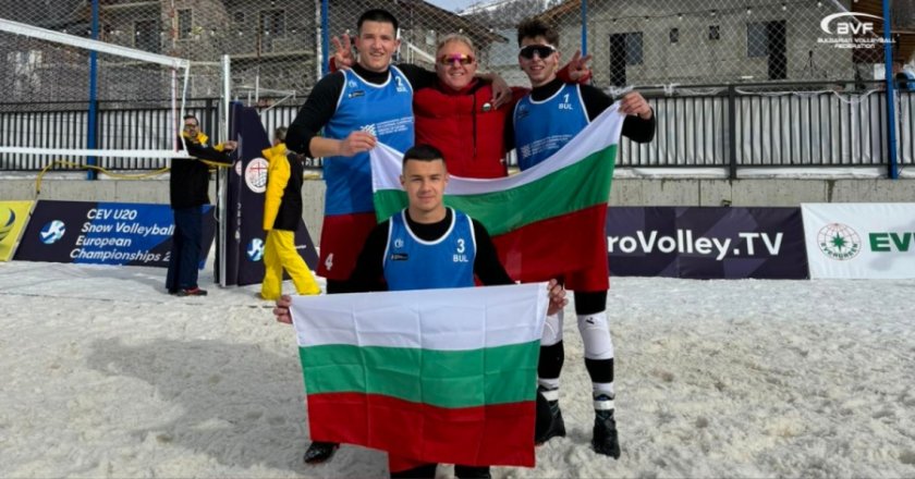 мъжкият отбор българия достигна полуфиналите европейското снежен волейбол u20 грузия