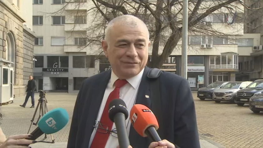 Депутатът от БСП Георги Гьоков заяви пред журналисти, че не