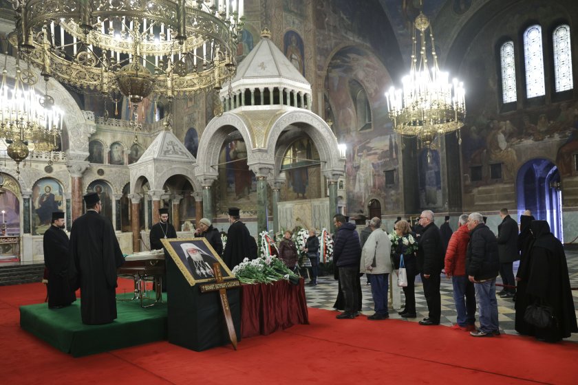 България се сбогува с патриарх Неофит. Негово Светейшество почина в