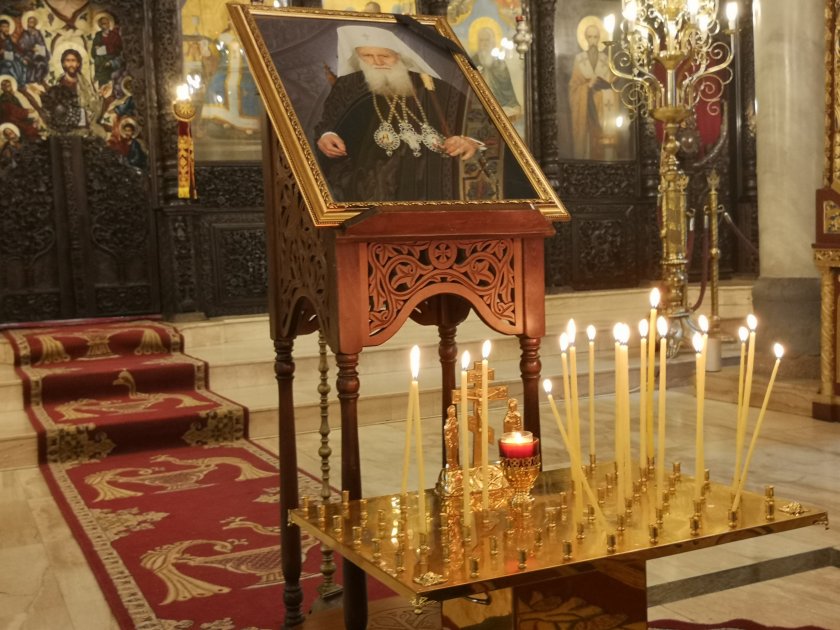 Очакват се миряни в храма Света Марина в Пловдив, които